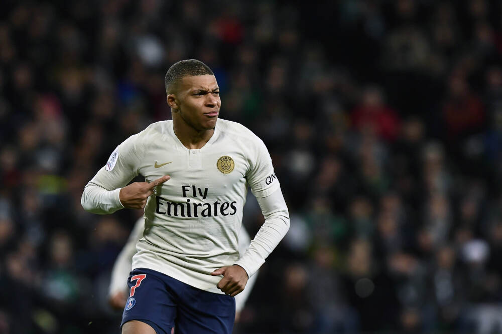 五年跻身第一梯队, 合见工软冲刺 IPO